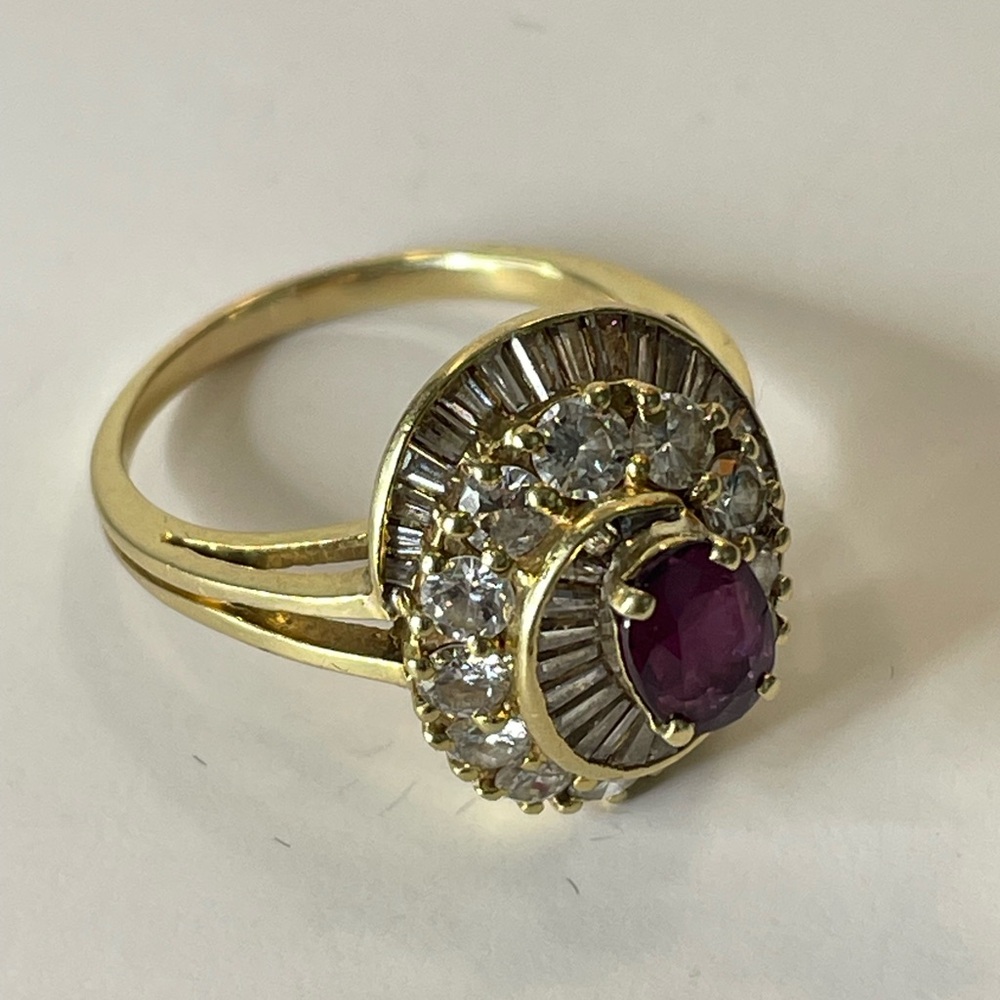Vintage 14k Gold Cocktail Ring Diamonds Ruby Swirl Estate Appraisal $4,995 Sz 9 - Picture 9 of 16
